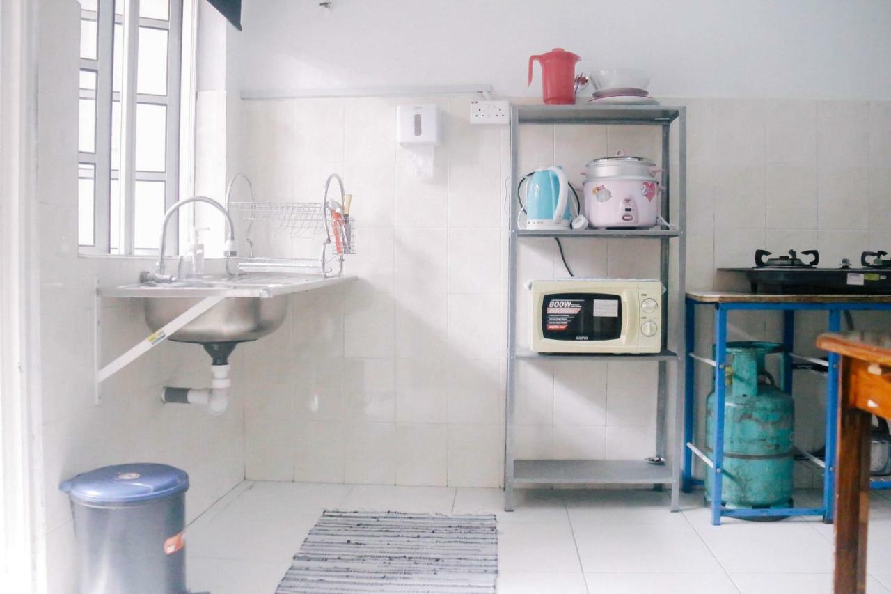 Thedaun Homestay Seri Iskandar, Perak Extérieur photo